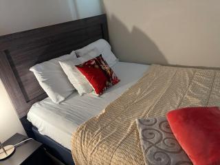 Cozy one bedroom in a modern basement - 1