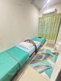 D'Sally Homestay KLIA Sepang - 1