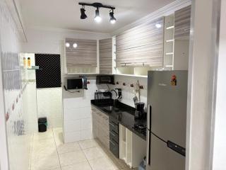 Apê confortável no Canto do Forte Perto da praia - 8