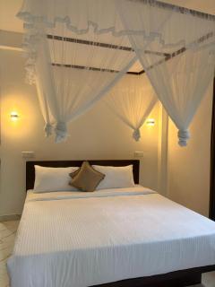 Liora Cottage Ella - 9