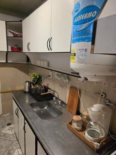 Departamento dos dormitorios en 3er piso por escaleras - 3