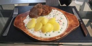 W District hostel - 8