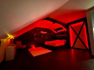 Love room spa et bien etre avec jacuzzi et sauna - 2