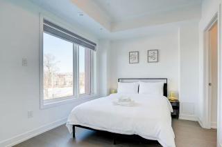 Downsview Park Luxury Townhome near Yorkdale Transit - 3
