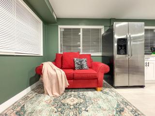 Vancouver UBC 3BD Garden Suite - 1