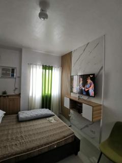 Grand Residences Newly Renovated Studio Unit - Walking distance to IT Park - 6
