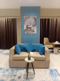 MIRA Holiday Home - 8