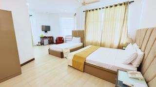 Hotel East Lagoon - 4