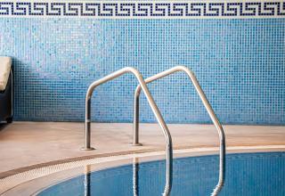 Central Hotel Doha by IHG - 1