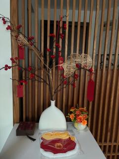 Chinese new year style Shanghai Historical Forest Cabin loft With Balcony at second floor near middle Huaihai road - Shanghai - 3