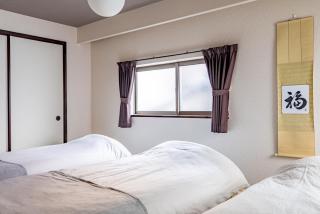 3 min to Sta/ Easy Access Kansai area/ 15 min USJ - Osaka - 3