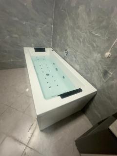 Luxury 4 Bed Room Apartment - 8