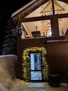 Готель White House - 8