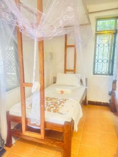 Sipano Beach Lodge Kiwengwa - 4