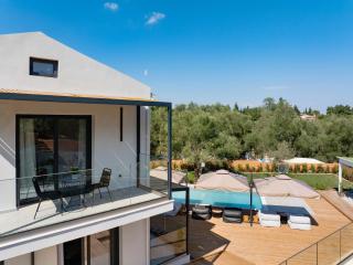 CorfuVille Luxury Villas - 7