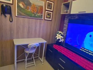Elevesuites Homestay 2BR at Grass Residences - Manila - 4