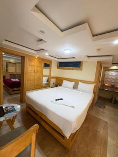 Rozana Retreats Ooty - 5