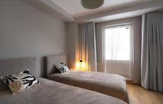 Spacious 2BR in Yacht Club Sauna and Great Views - 8