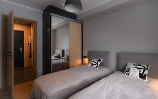 Spacious 2BR in Yacht Club Sauna and Great Views - 1