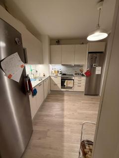 Entire apartment near Train Station and Airport - 8