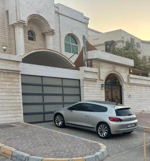 Large Studio Prime Location - 5