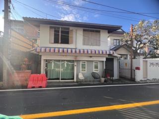 3 bedrooms 2 bathroom's - 8