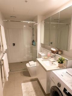 Skyline Bayview Suite - 5