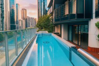 Skyline Bayview Suite - 1