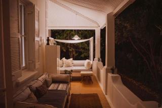 De Kleine Prince - A Reimagined Village Home - 4