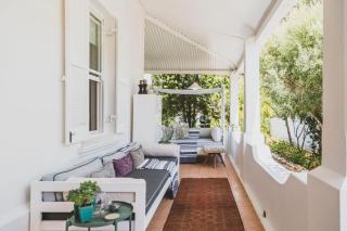 De Kleine Prince - A Reimagined Village Home - 7