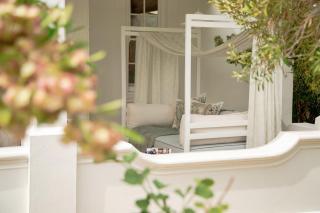 De Kleine Prince - A Reimagined Village Home - 8