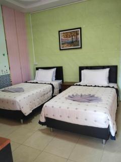 บ้านพัก สายรุ้ง - 2