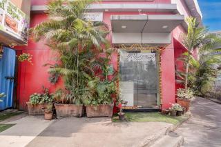FabHotel Saini Residency - 6