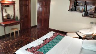 BnB chez Joep - Larger Guestroom Garden View - 8 min from UN - 1