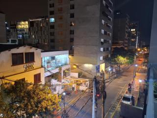 Departamento en el Corazón de Miraflores Peru - 7