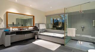 Moksha Himalaya Spa Resort - 8