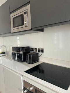 Modern-Spacious Dublin Apartment - 5