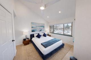 Modern Majesty at Monitor #5 townhouse - 1