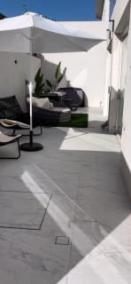 Vacation unit in villa with heated pool and sauna יחידת נופש בוילה עם בריכה מחוממת - 9