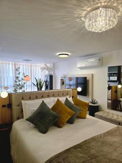 Red Boutique Studio Flat - 2