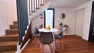 Sophia House By Sam Houses - 1