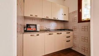 Bright flat in residence with pool - Beahost - 4