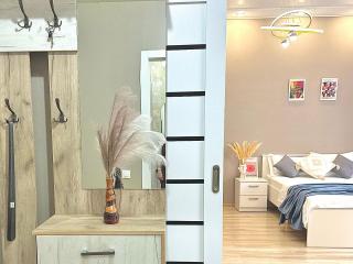 Центр левого берега, Комплекс Grand Champion - 9