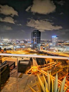 מיני פנטהאוס נווה גן Mini Penthouse by Lake Neve Gan - 0