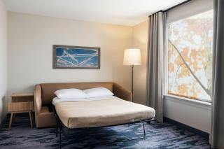 Fairfield by Marriott Inn & Suites Clinton - 7