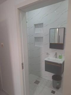 Luxury 3 Bedroom House in East Legon Hills - 3