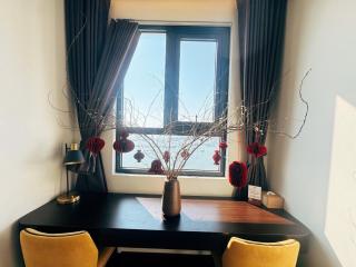 Halo's Apartment - 4