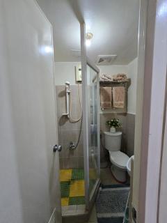 Cozy apartment near Greenbelt Makati City - 9