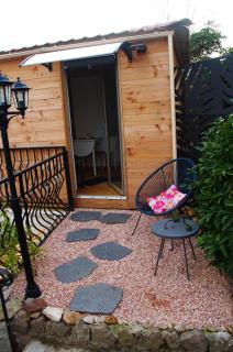 Chambre insolite avec salle de bain - 8