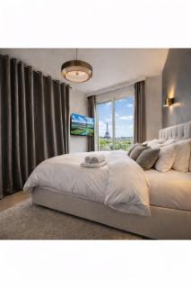 Luxury Flat - Eiffel Tower View & Terrace - Air Conditioning - Parijs - 7